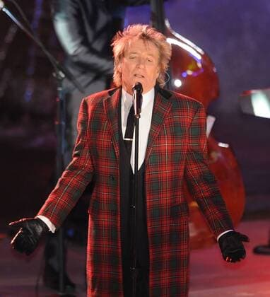 Rod Stewart 80TH ANNUAL ROCKEFELLER CENTER CHRISTMAS TREE LIGHTING New York  NYPix PicturePerfect