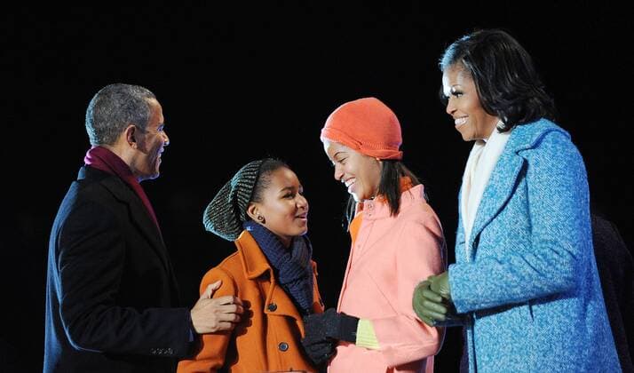 Berühmte Feministinnen, Michelle Obama President Barack Obama with his wife Michelle Obama and their daughters Malia (right) and Sasha (left) Obama enjoying the concert during the 90th National Christmas Tree Lighting Ceremony in President s Park near the White House in Washington, DC on December 6, 2012.  WAX20121206329