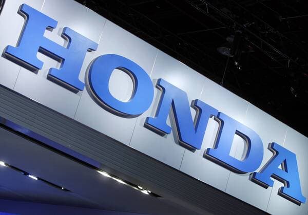 The Honda logo before their media reveal event at the 2013 North American International Auto Show at the Cobo Center in Detroit, January 14, 2013.  DET2013011433