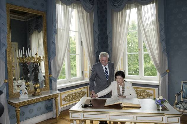 Staatsbesuch der Premierministerin aus Thailand Yingluck Shinawatra, Empfang im Prinz Karl Palais durch Staatsminister für Wirtschaft Martin Zeil. München 19.07.2012 Staatsbesuch der Premierministerin aus Thailand Yingluck Shinawatra