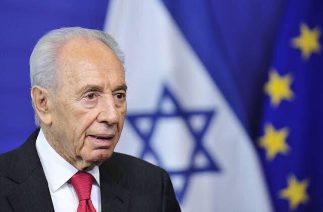 (130307) -- BRUSSELS, March 7, 2013 (Xinhua) -- Israeli President Shimon Peres attends a press conference after meeting with EU Commission President Jose Manuel Barroso (not seen) at EU headquarters in Brussels, capital of Belgium, March 7, 2013. (Xinhua Ye Pingfan) BELGIUM-EU-ISRAEL-PERES 