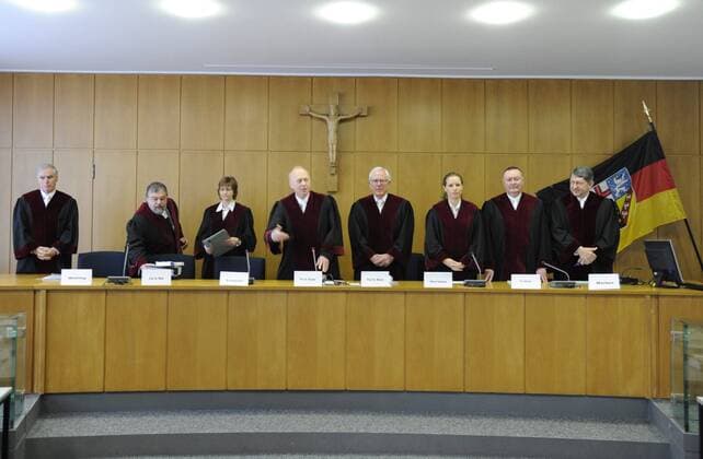 Das Saarländische Verfassungsgericht tagt am Montag (18.3.2013) in Saarbrücken und entscheidet über zwei Verfassungsbeschwerden: eine Haftsache und eine Wahlprüfungsbeschwerde in Sachen 5 Prozent Hürde.