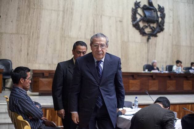 Guatemala s former coup leader Efrain Rios Montt (Front) arrives for his trial at Supreme Court of Justice in Guatemala City, capital of Guatemala, on March 25, 2013. Efrain Rios Montt was on charges of genocide and killing at least 1,700 members of the Maya-Ixil ethnic group between 1982 and 1983, during Guatemala s internal armed conflict. (Xinhua Luis Echeverria) (zf) GUATEMALA-GUATEMALA CITY-JUSTICE-TRIAL 
