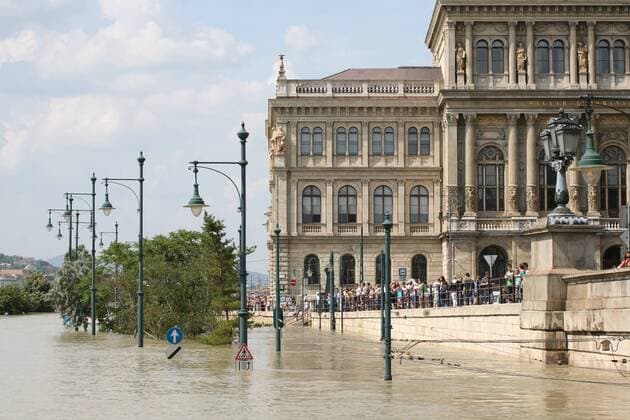 Flooding of the Danube Kis-GuczixPéter 