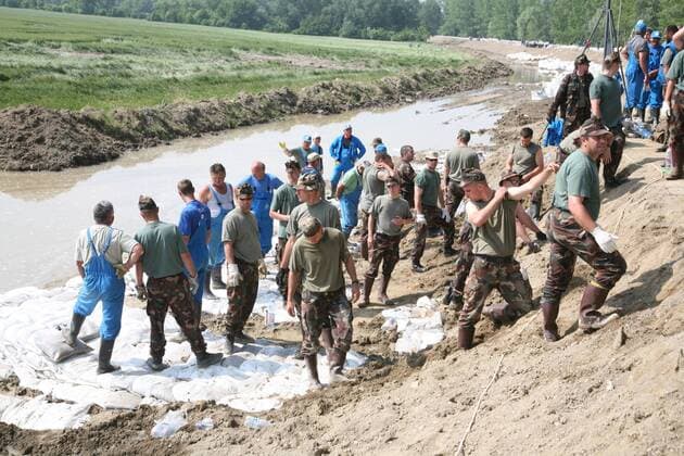 Flooding of the Danube Kis-GuczixPéter 