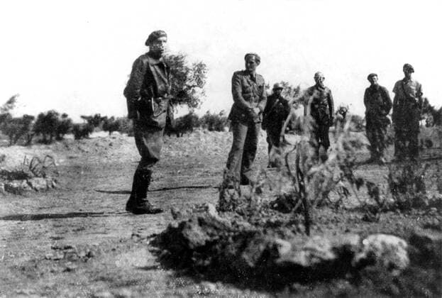 British army in Spanish Civil War Funeral oration for comrade Aitken , Brigade commissar . Comrade George Brown who also appears in the photograph was himself killed at Villamueva de la Canada on 6th July Jarama sector of the Madrid Front UnitedArchives00122214 