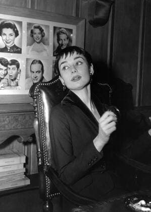 Actress Audrey Hepburn, 26, relaxing at her home in New Yrok. 1954 UnitedArchives00142119 