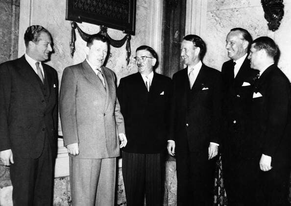 The fate of Austria was in the balance when the five envoys of their respective countries met to decide on a treaty administrating Austria s future . Seen here at the conference opening , left to right : Soviet Ambassador Ivan Ilyichev , Leopold Figil the Austrian Foreign Minister , US Ambassador Llewellyn Thompson , British Ambassador Sir Geoffrey Wallinger and French Charge D Affaires Roger Lalouette . 2 May 1955, Österreich UnitedArchives00145709 
