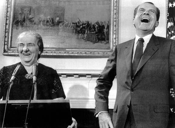 Washington, D.C.: Israeli Prime Minister Mrs Golda Meir meets with President Richard M. Nixon in the Roosevelt Room of the White house Office . 27th September 1969 UnitedArchives00308585 