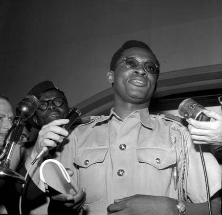 Colonel Joseph Mobutu Chief of the Congolese army at a press conference announcing that the army had taken over in the Congo from Patrice Lumumba. Leopoldville - 17th September 1960 UnitedArchives00498167 