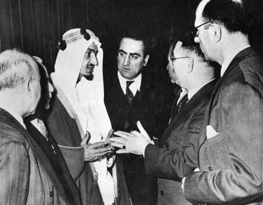 Prince Amir Faisal al Saud, Saudi Arabian delegate to the United Nations, seen with members of various delegations at Flushing, following meeting which discussed the right of Jews to be represented at the special session to consider the Palestine problem. 3rd May 1947, Vereinte Nationen, UN UnitedArchives00583273 