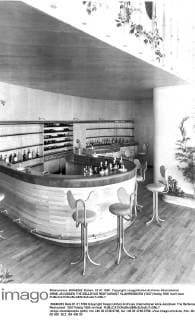 Architektur von Arne Jacobsen ARNE JACOBSEN THE BELLEVUE RESTAURANT KLAMPENBORG (1937) UnitedArchives00849947 