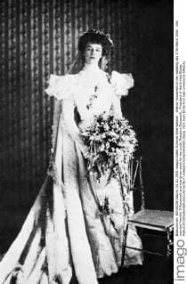 Berühmte Feministinnen, Eleanor Roosevelt Eleanor Roosevelt on her wedding day 17th March 1905 . She married Franklin D Roosevelt and was given away by her uncle Theodore Roosevelt , President of the United States  UnitedArchives00938503