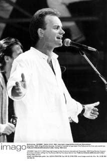 December 1985: Sting (Gordon Sumner, formerly a member of pop band, The Police) on his first solo world tour.  UnitedArchives00956727