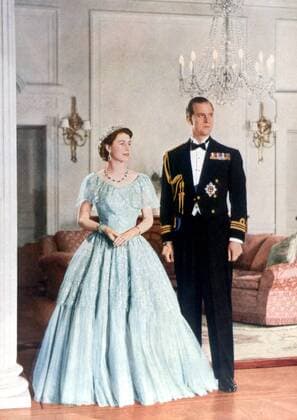 HM Queen Elizabeth II and Duke of Edinburgh in 1953 - Â  UnitedArchives01026421