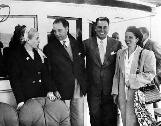 The respective Presidents of Uruguay and Argentina, Don Luis Batlle Berres and General Juan Domingo Peron met on Feb. 27th 1948 in the middle of the river Plate, the border between their 2 countries. Pictured on board the General Miranda , yacht belonging to Pres. Batlle with their wives.  UnitedArchives01028743