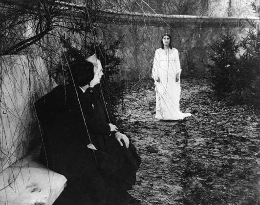 Scene from the film The Cabinet of Dr Caligari directed by Robert Weine  UnitedArchives01032162