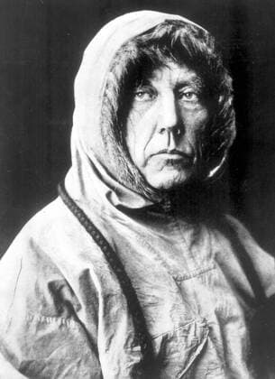 Captain Roald Amundsen First man to reach the South Pole in 1911., Porträt  UnitedArchives01161146