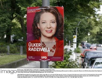 Berlin,GER,04.08.2013,Bundestagswahlkampf 2013:Wahlplakate,Bezirk Charlottenburg-Wilmersdorf,im Bild zu sehen:Ein Plakat der SPD,Direktkandidat Ülker Radziwill.