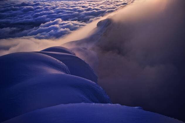 Sonnenaufgang am Gipfel des Cotopaxi, Quito, Ecuador, Südamerika iblsei03826202.jpg