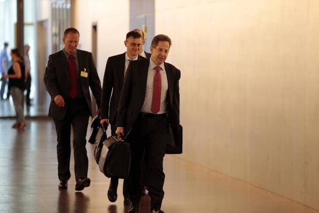 12:20 Uhr Ankunft Hans-Georg Maaßen Präsident des Bundesamts für Verfassungsschutz am Donnerstag(25.07.2013) in Berlin zum Parlamentarische Kontrollgremium im Jakob Kaiser Haus des Bundestages .
