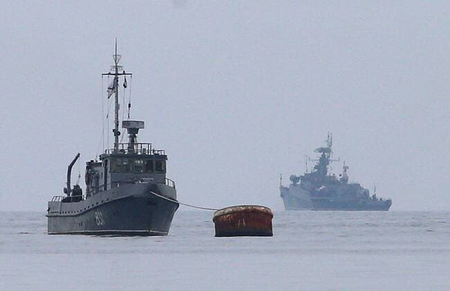 ITAR-TASS: SEVASTOPOL, CRIMEA, UKRAINE. MARCH 2, 2014. Russian patrol boats in the Bay of Sevastopol.  Aufmacher RE13B80F
