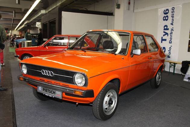 Audi 50, Techno Classica Essen (26. - 30.03.2014), Messe Essen, Siha, Oldtimer Oldtimermesse klassische Autos Autoausstellung, Essen (D).