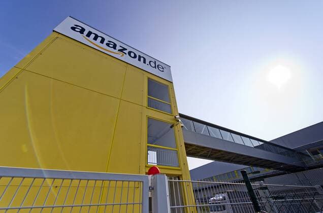 Aussenansicht des Logistikzentrums von Amazon in Leipzig, aufgenommen am Mittwoch (26.03.14). RM001