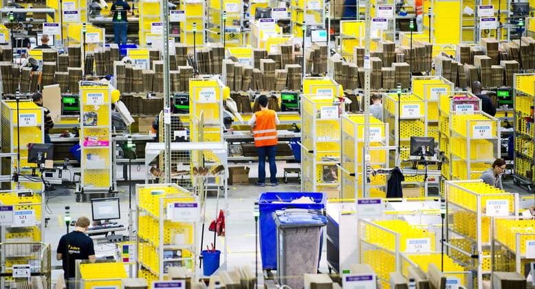 Blick in das Logistikzentrum von Amazon in Leipzig, aufgenommen am Mittwoch (26.03.14). RM001