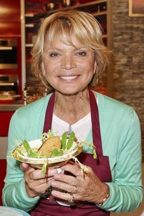 Uschi Glas bei der Aufzeichnung der ZDF Talk- und Kochsendung Lafer! Lichter! Lecker! im Studio Stahltwiete. Hamburg, 02.05.2014