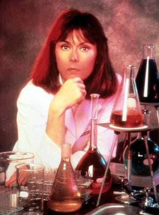 Kate Jackson Dr. Nora Hart (Kate Jackson) tut ihr Möglichstes, der Sache auf den Grund zu gehen, doch sie erhält wenig Unterstützung ... 1992 UnitedArchives01205079