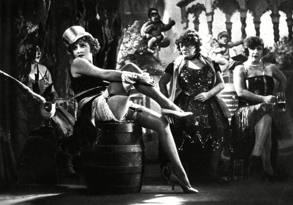 Marlene Dietrich Taenzerin Lola (Marlene Dietrich) 1930 UnitedArchives01216291