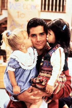 Mary Kate Ashley Olsen, John Stamos 1990 UnitedArchives01276193