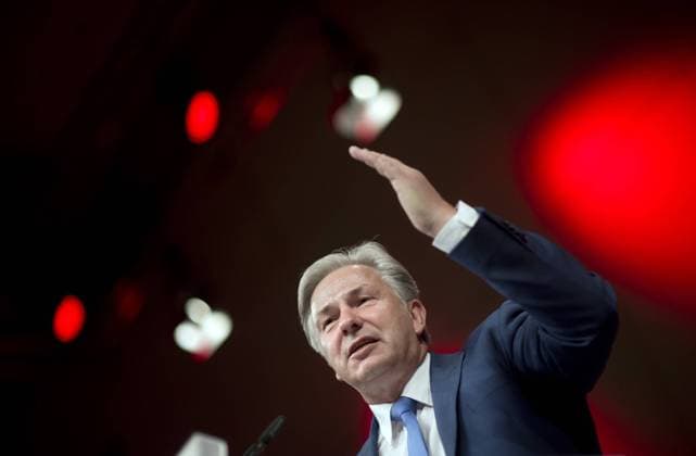 Klaus Wowereit, Landesparteitag SPD Berlin DEU, Deutschland, Germany, Berlin, 17.05.2014 Rede von Klaus Wowereit, Regierender Buergermeister von Berlin, auf dem Landesparteitag der Berliner SPD in Berlin. Innenpolitik, Bundespolitik, Parteipolitik, Parteitag, SPD Berlin, Deutsche Politik, 2014. Klaus Wowereit, Mayor of Berlin, at a party congress of the SPD in Berlin. Politics, Germany, German Politician.