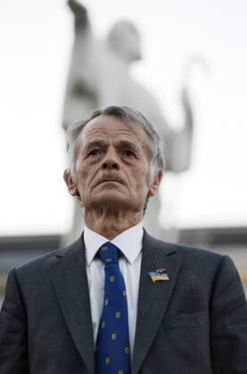 ITAR-TASS: KIEV, UKRAINE. MAY 17, 2014. Former chairman of the Mejlis of the Crimean Tatars, Mustafa Dzhemilev attends a Light a spark in your heart ceremony to mourn the victims of the Crimean Tatar deportation, in St. Michael s Square.  RE144200