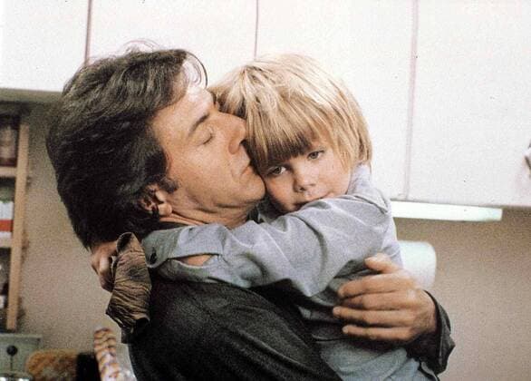 OSCARS. Bester Hauptdarsteller. Preisträger 1971-1980 Dustin Hoffman, Justin Henry Als Joanna nach 18 Monaten Bill (Justin Henry) wieder zu sich holen moechte, kaempft Ted (Dustin Hoffman,l) erbittert um das Sorgerecht fuer den Jungen. 1979 UnitedArchives01351284