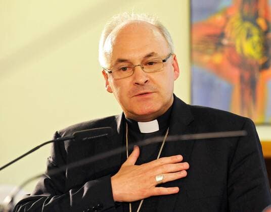 Der Regensburger Bischof Rudolf Voderholzer am Mittwoch (28.05.14) bei der Eröffnungspressekonferenz zum 99. Deutschen Katholikentag in Regensburg. Zum Katholikentag werden bis Sonntag über 30.000 Dauerteilnehmer und mehrere Zehntausend Tagesgäste erwartet. (Siehe epd-Meldung vom 28.05.14) Katholikentag startet in Regensburg epd EDITORIAL USE ONLY