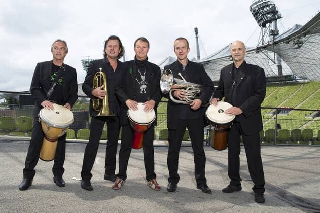 Pressekonferenz zum 10. Sommernachtstraum im Olympiapark, Restaurant Coubertin. Im Bild: Hans-Jürgen Buchner alias HAINDLING, mit seiner Band
