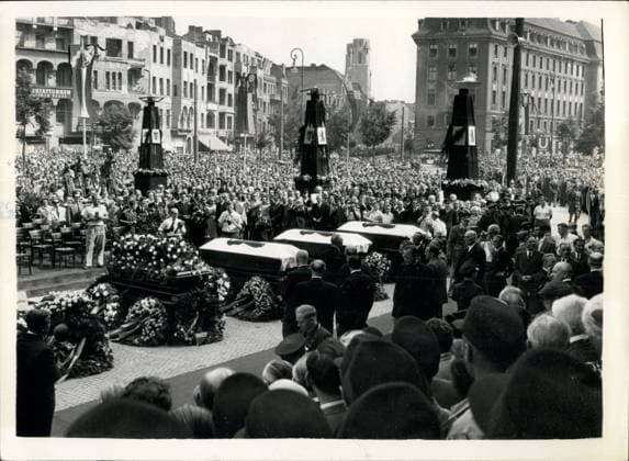 Jun. 25, 1953 - Berlin bury their riot victims ? Half a million people crowded into the streets of Berlin?s western sector to mourn seven Western Berliners killed during the anti-Communist riots. Keystone Photo Shows: Coffins of the riot victims seen outside the Town Hall in West Berlin, during the funeral orations. H Keystone  - ZUMAk09