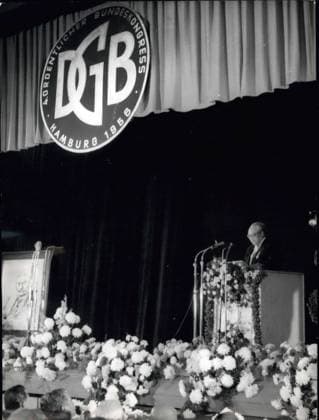 Oct. 01, 1956 - Pictured is Erich Ollenhauer, the first party chairman of the SPD, giving a speech at the 4th Federal Congress for the German Federation of Trade Unions on Monday(10-1-1956) in a Hamburg Union Hall at Besenbinderhof. Chancellor Dr. Adenauer also took part in the opening of the convention.  - ZUMAk09