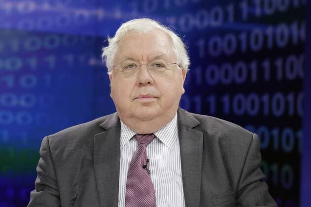 Berlin, ZDF, Polit-Talk Maybrit Illner Thema: Der Spion in unserem Land, können wir den USA noch trauen? Foto: John Kornblum, früherer US-Botschafter in Berlin