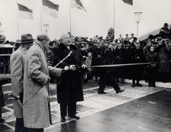 Dec 11, 1954 - Cologne, Germany - Minister HERR SEEBOHM performs the opening ceremony of open the new Rhine Bridge.. Cologne Germany  - ZUMAk09