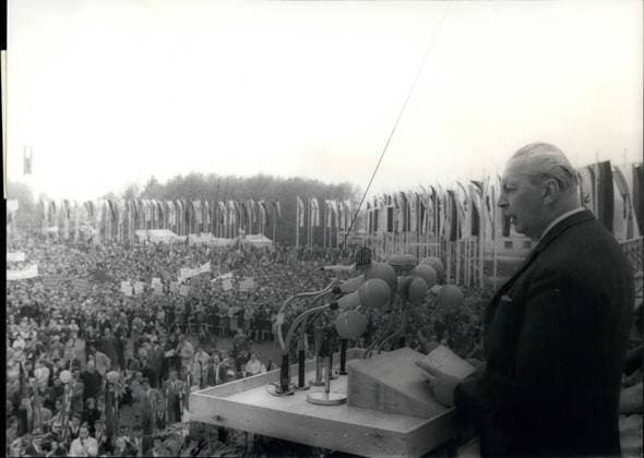 May 05, 1967 - May in Westberlin: German chancellor Kurt-Georg Kiesinger speaks to 250 000 Berliner o the place of the Republic on the 1. of May.  - ZUMAk09