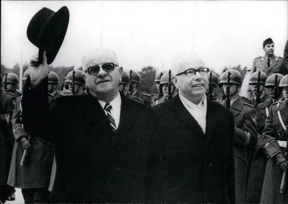 Oct. 10, 1970 - Turkish President of the State visits Bonn: On October 19th, The Turkish President of the State, General Cevdet Sunay, arrived at Bonn for a 5 day s visit. He and his delegation were received by Federal President Dr.Gustav Heinemann at the airport of Cologne-Bonn (Germany).Picture shows Arrival at the airport. - President Sunay (l.) and President Heinemann (r.  - ZUMAk09