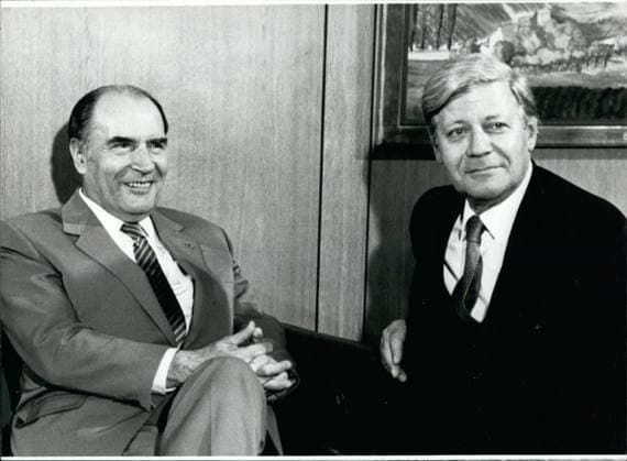 Jul. 07, 1981 - JULY 12TH - 13TH 1981 : MEETING BETWEEN THE FRENCH PRESIDENT MITTERAND AND THE WEST GERMAN CHANCELLOR HELMUT SCHMIDT IN BONN WEST GERMANY: On July 12th and 13th 1981 the 38tth German-French consultations took place in Bonn. It was a fact of the first German-French summit meeting after the change of power in France. The meeting between the West German Chancellor Helmut Schmidt and the French President Francois Mitterand has shown a high degree of continuity in the relations of both countries. The seven ministers who accompanied the French President and the Prime Minister Pierre Mauroy have had parallel talks with their West German colleagues. The main subjects of the 38th consultations have been the international economic summit on July 20th and 21st in Ottawa, the north-south-relations, the east-west-relations, the disarmament as well as the reform of budget and agricultu  - ZUMAk09