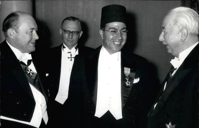 Jan. 01, 1957 - The new ambassador of Morocco, Dr. Abdellatif Ben Jelloun to delivery president Prof. Heuss the credentials. OPS: Minister von Merkatz, ambassador Dr. Ben Jelloun and president Prof. Heuss.  - ZUMAk09