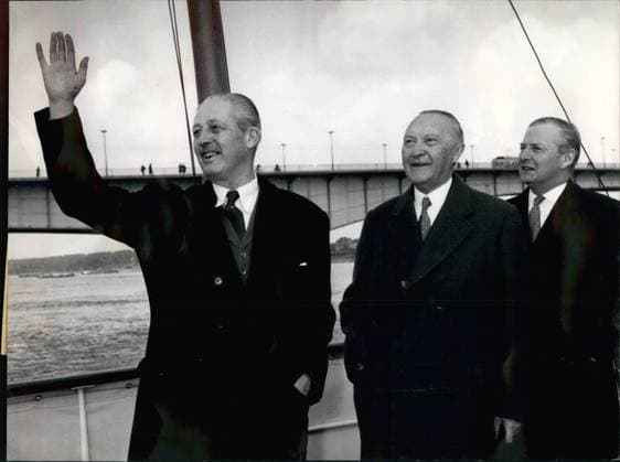 May 05, 1957 - To a Rhine trip.: cames the British Prime minister Harold McMillan with Chancellor Dr. Konrad Adenauer on the Rhine steamer Stadt Koling on the 8th of May 1957. Photo shows from left to right Mr. McMillan Chancellor Dr. Adenauer and the British Minister for the Foreign Affaires Mr. Selwwyn Lloyd.  - ZUMAk09