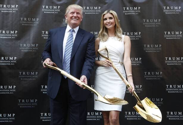 Donald Trump, 75. Geburtstag am 14. Juni Donald Trump and his daughter Ivanka participate in a groundbreaking ceremony for the Trump International Hotel in Washington on July 23, 2014.  WAPG2014072307