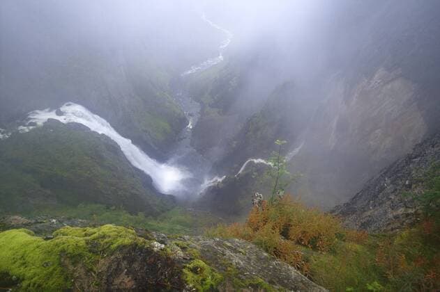 Wasserfall Voringfoss, Norwegen, Hardangervidda Voringfoss waterfall, Norway, Hardangervidda BLWS255796