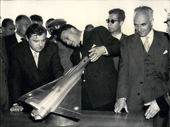 Jul. 08, 1958 - Engineer Dassault, Franz-Josef Strauss and Guillaumat in Paris  - ZUMAk09